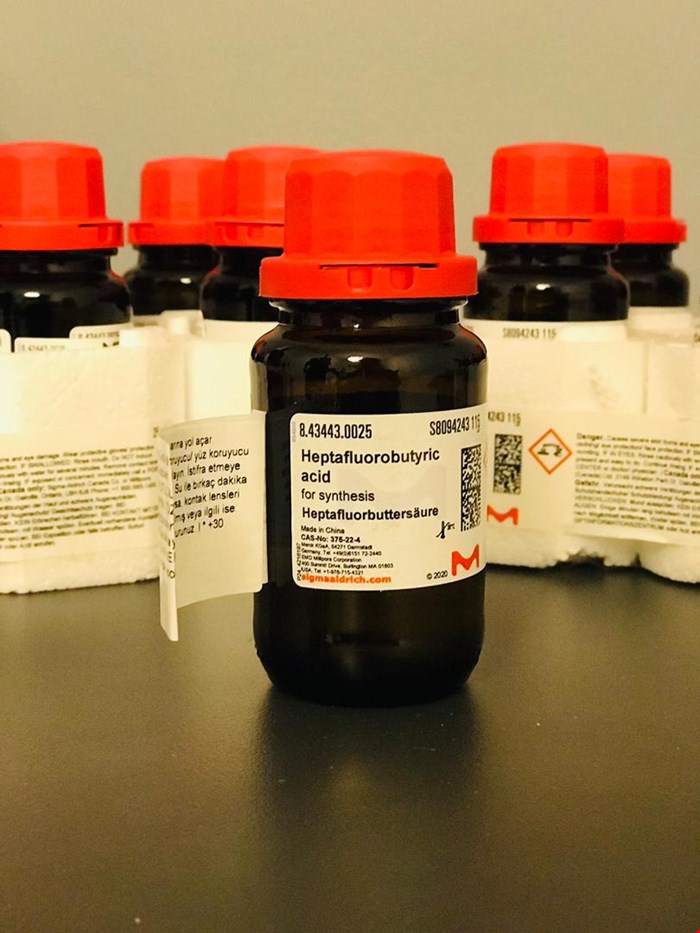 هپتا فلوئورو بوتیریک اسیدHeptafluorobutyric acid