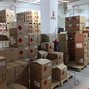 وارد کننده مواد اولیه آرایشی وبهداشتی